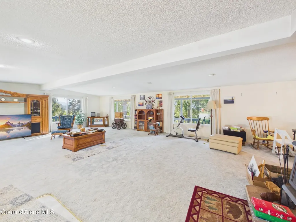 12948 S Highway 3 Cataldo ID 83810