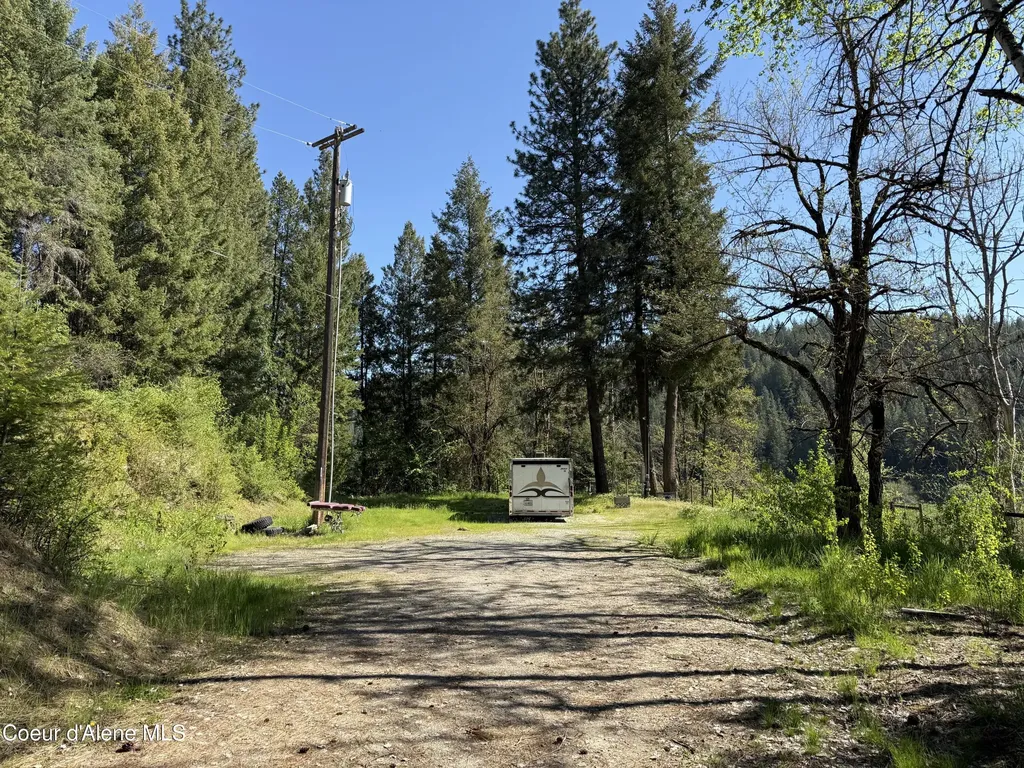 12948 S Highway 3 Cataldo ID 83810