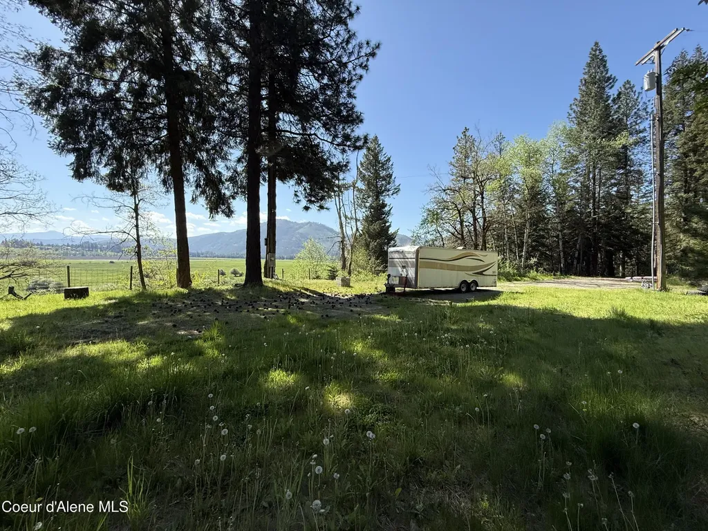 12948 S Highway 3 Cataldo ID 83810