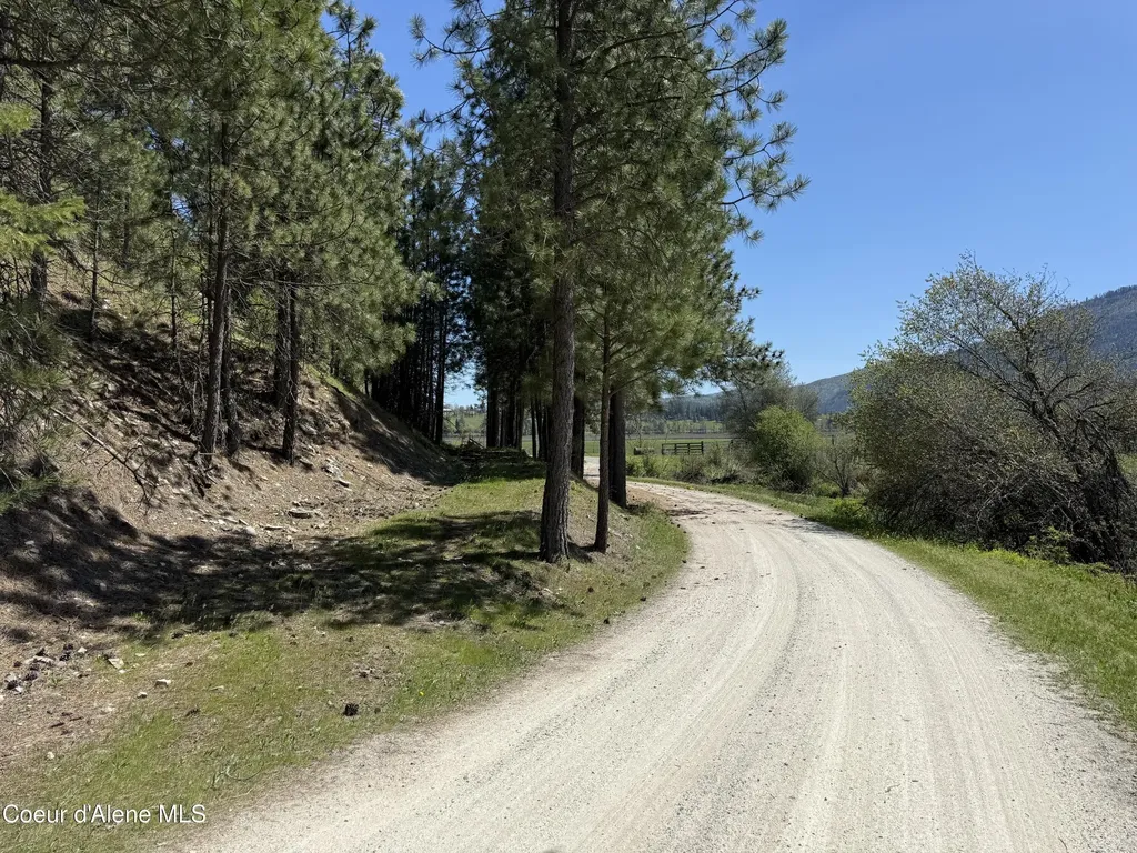 12948 S Highway 3 Cataldo ID 83810