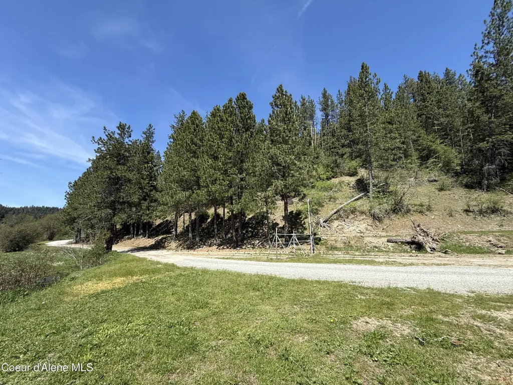 12948 S Highway 3 Cataldo ID 83810