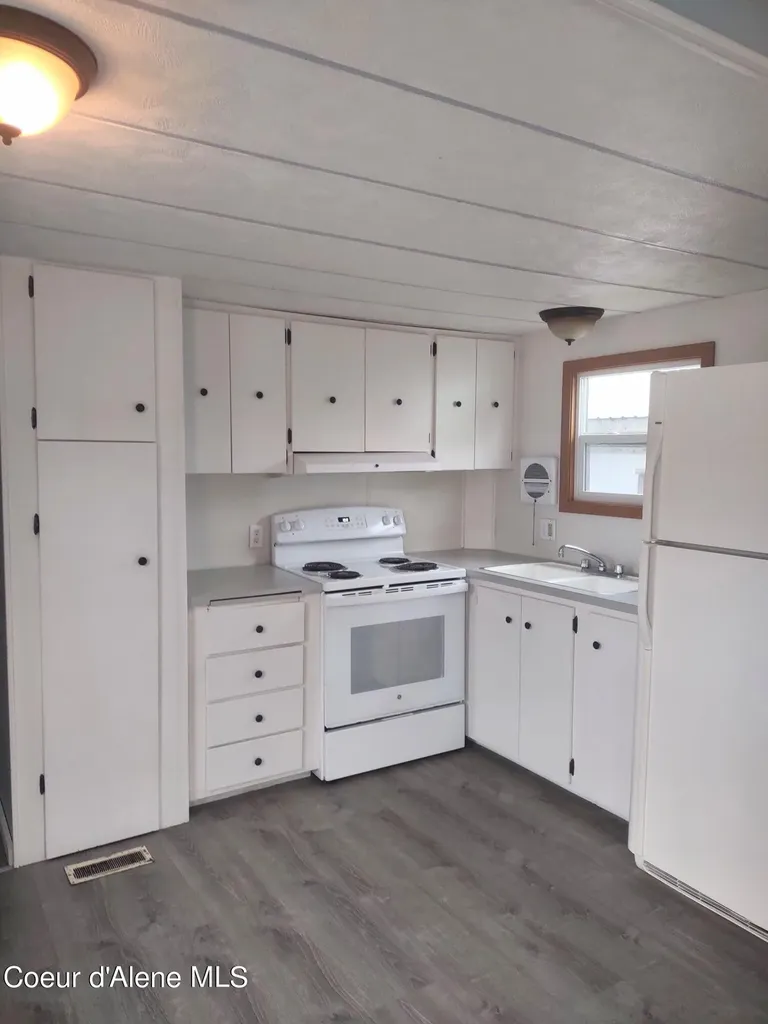 6677 Kaniksu Street Space E5 Bonners Ferry ID 83805