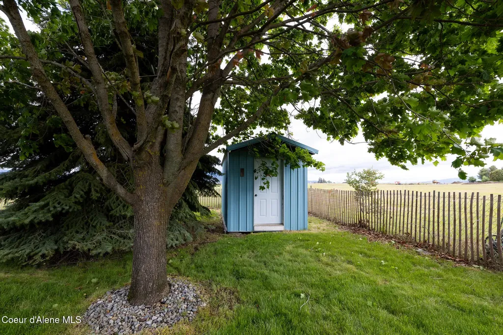 10147 W Gallop Lane Post Falls ID 83854