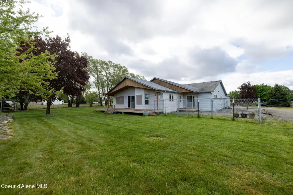 10147 W Gallop Lane Post Falls ID 83854