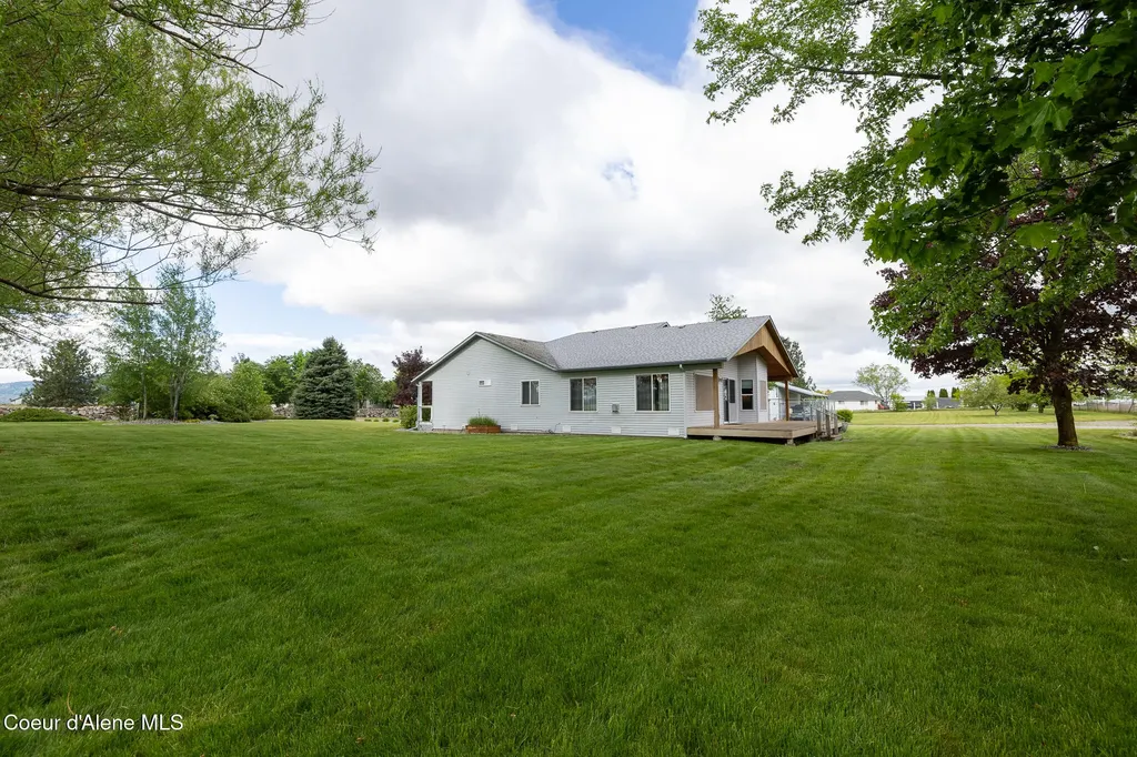 10147 W Gallop Lane Post Falls ID 83854