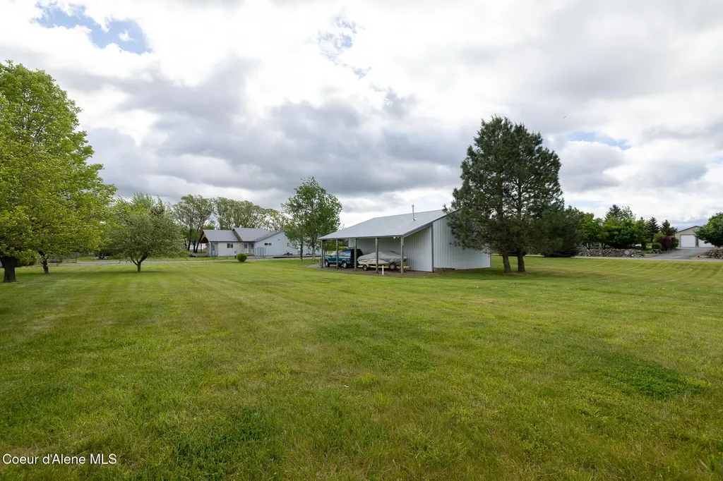 10147 W Gallop Lane Post Falls ID 83854