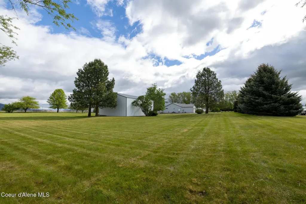 10147 W Gallop Lane Post Falls ID 83854