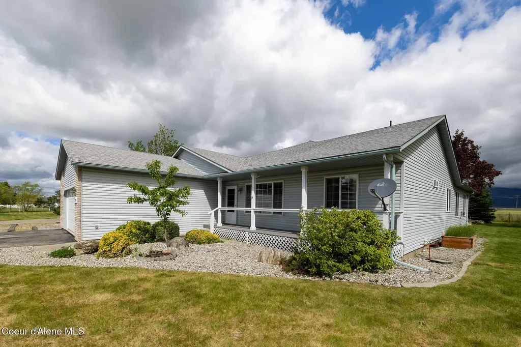 10147 W Gallop Lane Post Falls ID 83854