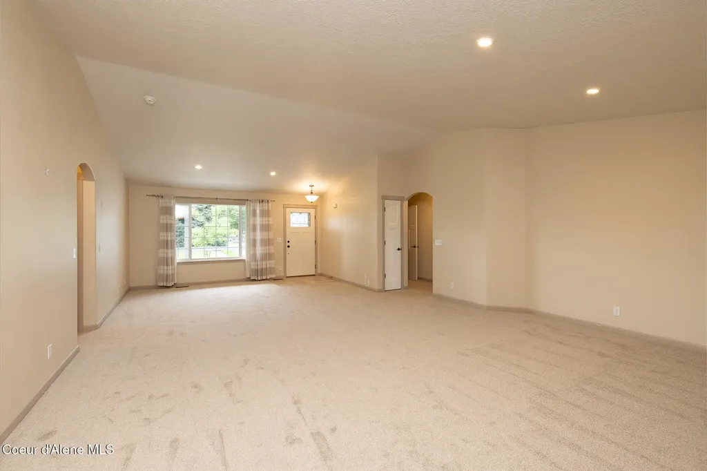 10147 W Gallop Lane Post Falls ID 83854