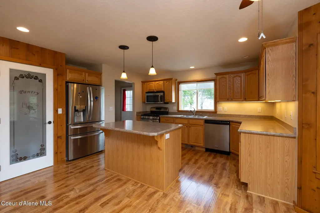 10147 W Gallop Lane Post Falls ID 83854