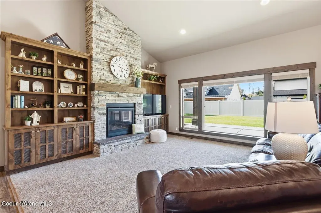 1037 E Gravelstone Court Hayden ID 83835