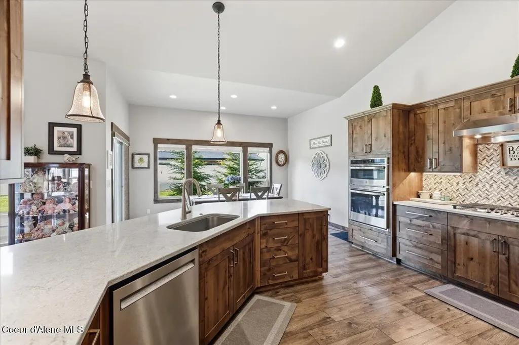 1037 E Gravelstone Court Hayden ID 83835