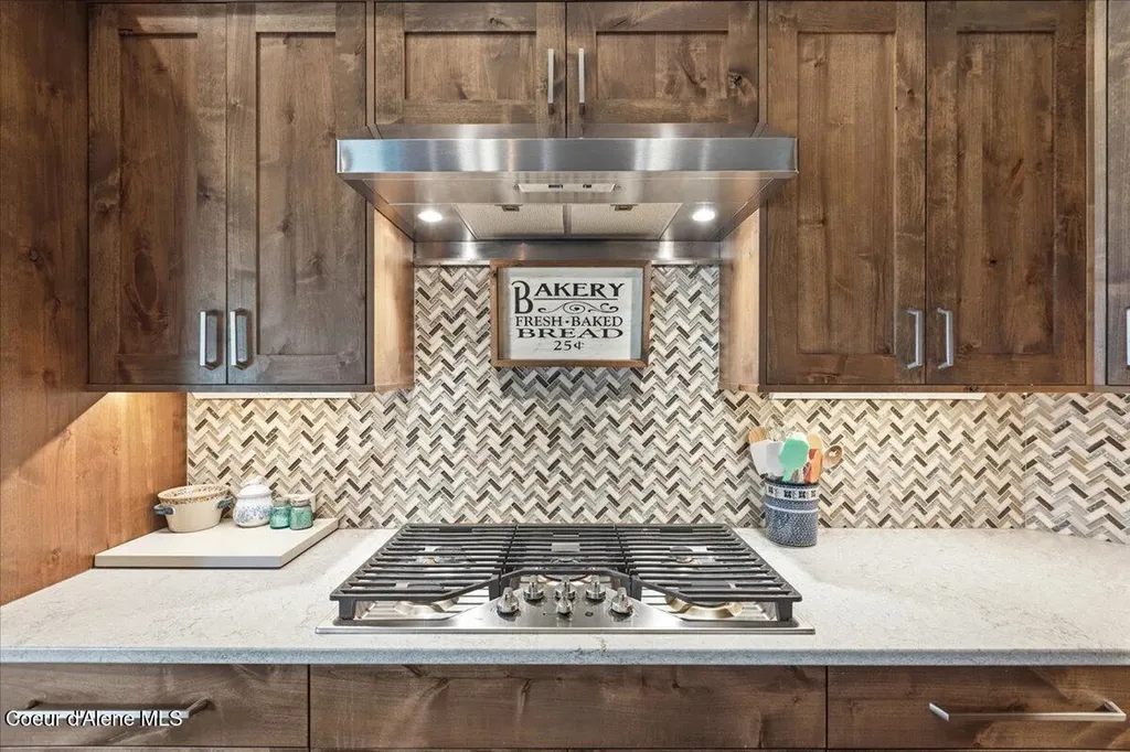 1037 E Gravelstone Court Hayden ID 83835