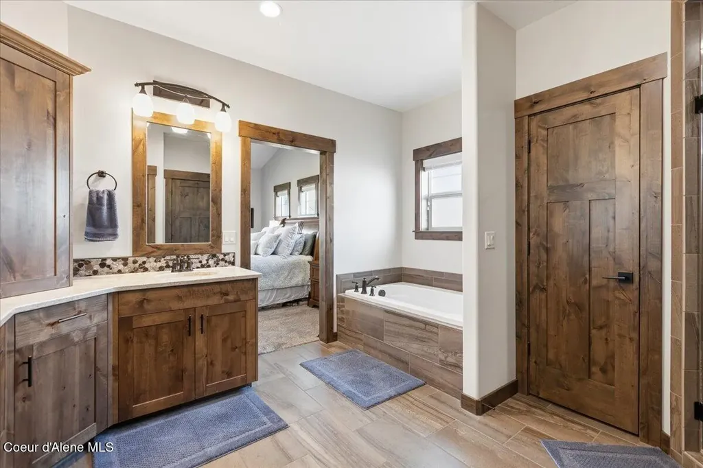 1037 E Gravelstone Court Hayden ID 83835