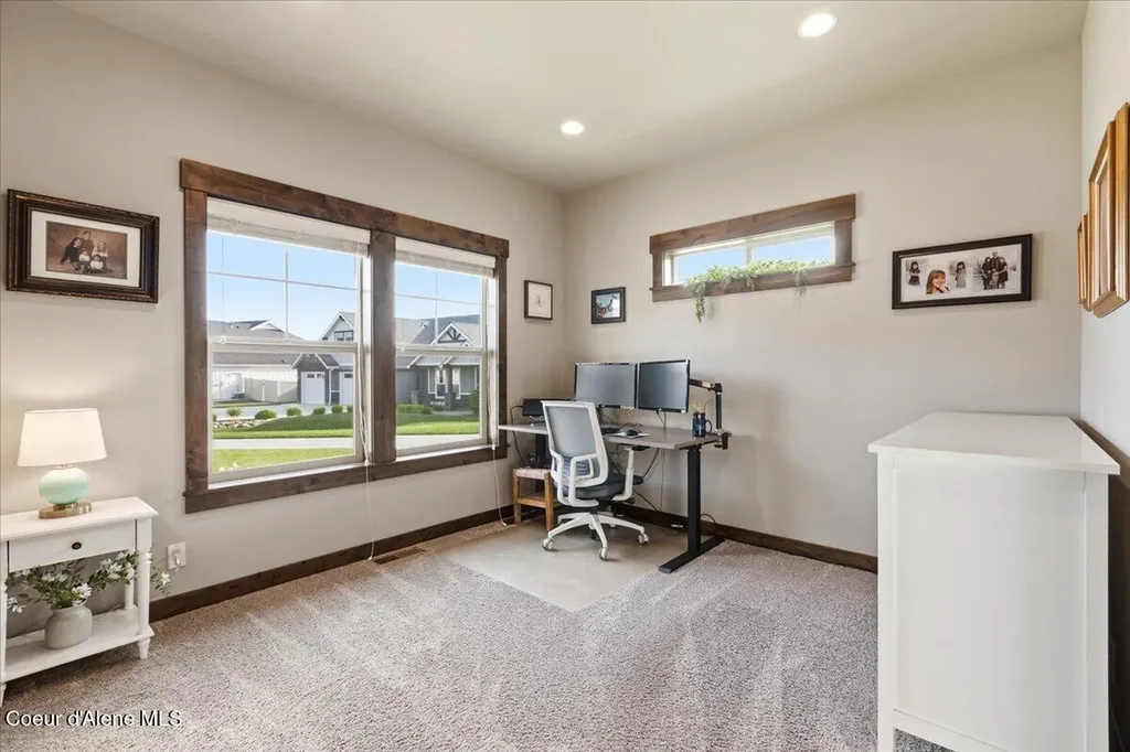 1037 E Gravelstone Court Hayden ID 83835