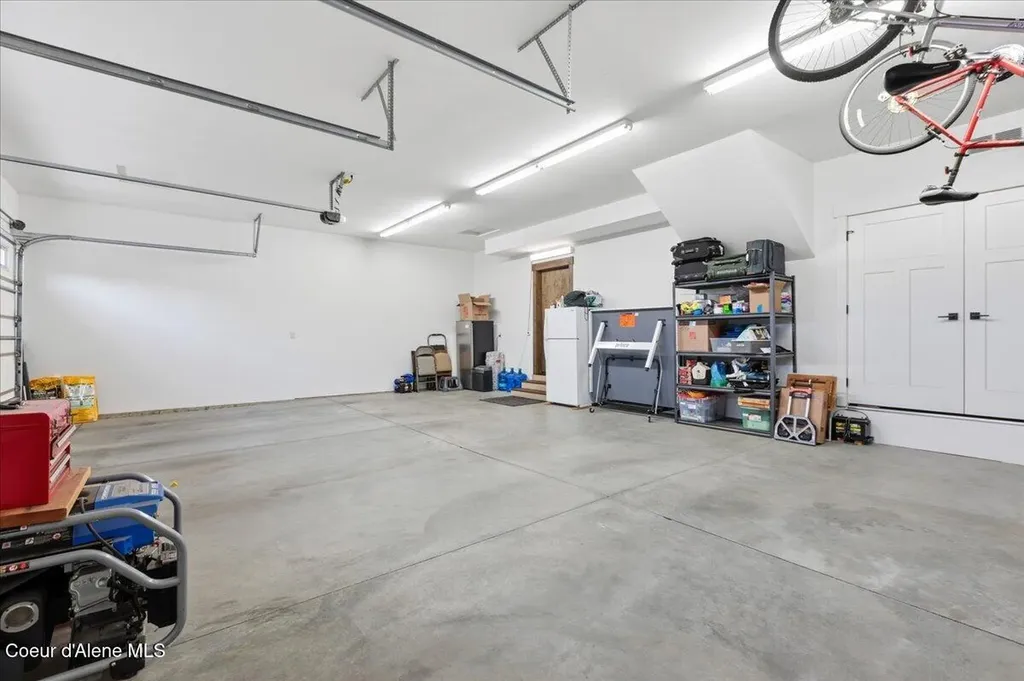 1037 E Gravelstone Court Hayden ID 83835