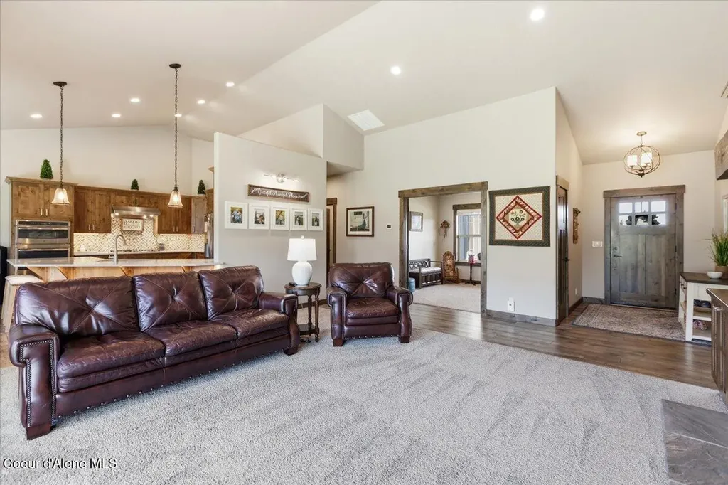 1037 E Gravelstone Court Hayden ID 83835