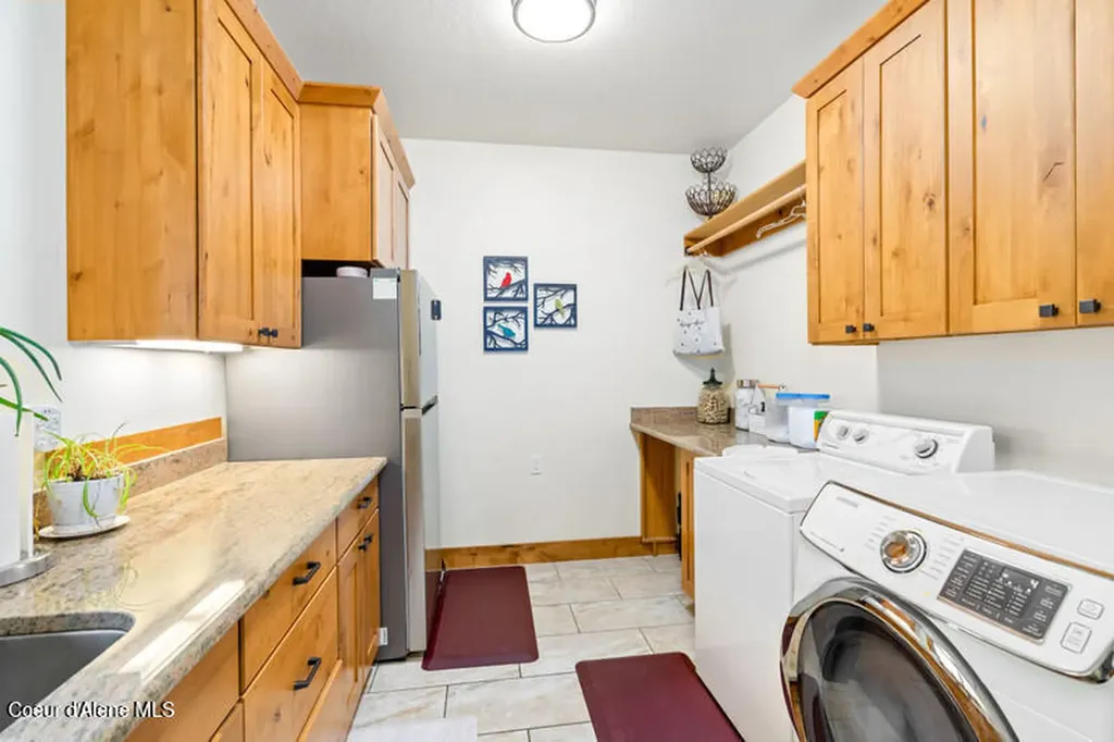 1819 E Misty Meadows Court Hayden Lake ID 83835