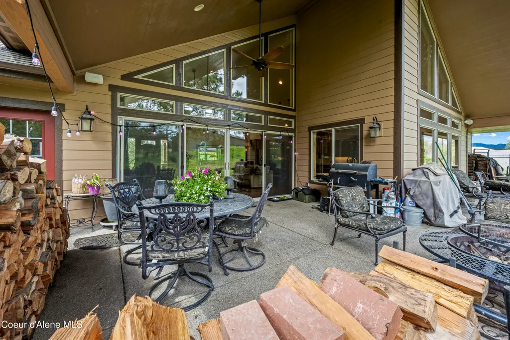 1819 E Misty Meadows Court Hayden Lake ID 83835