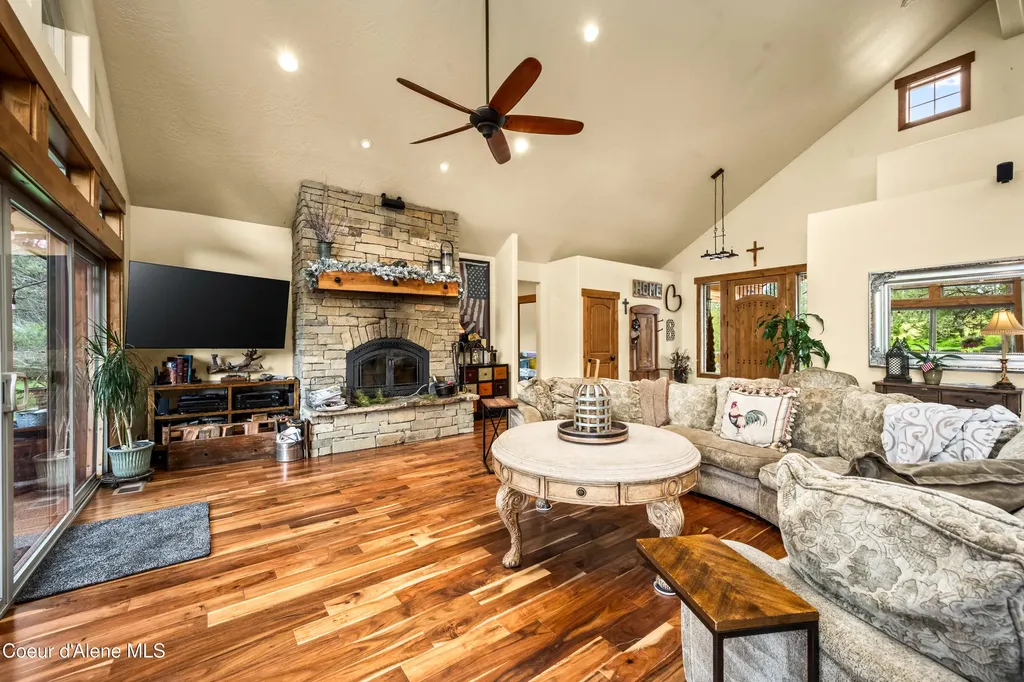 1819 E Misty Meadows Court Hayden Lake ID 83835