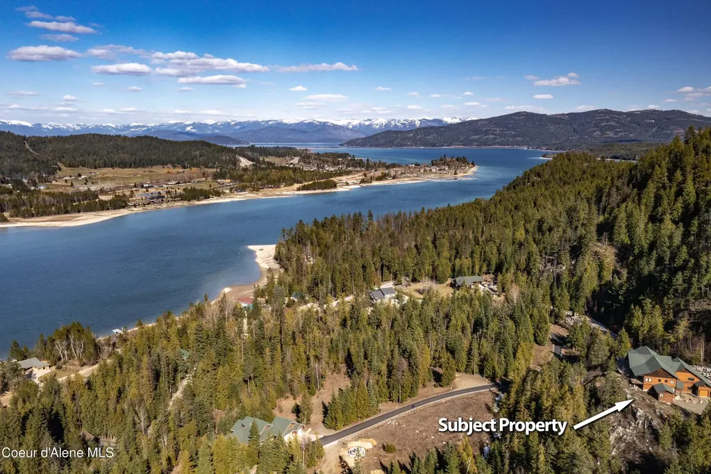 75 Buck Ridge Road Sagle ID 83860