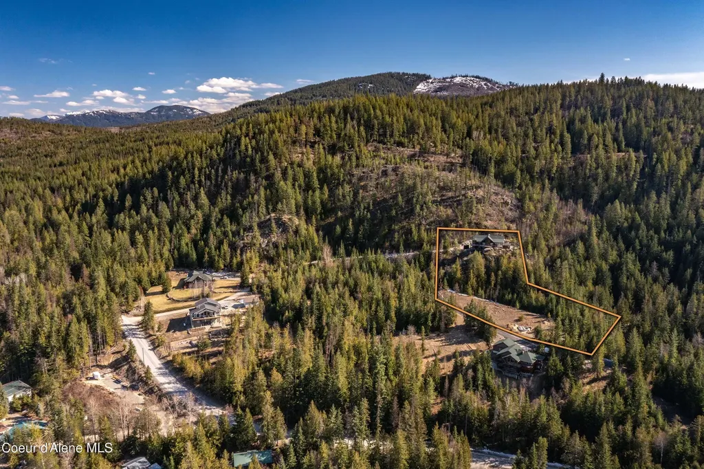 75 Buck Ridge Road Sagle ID 83860