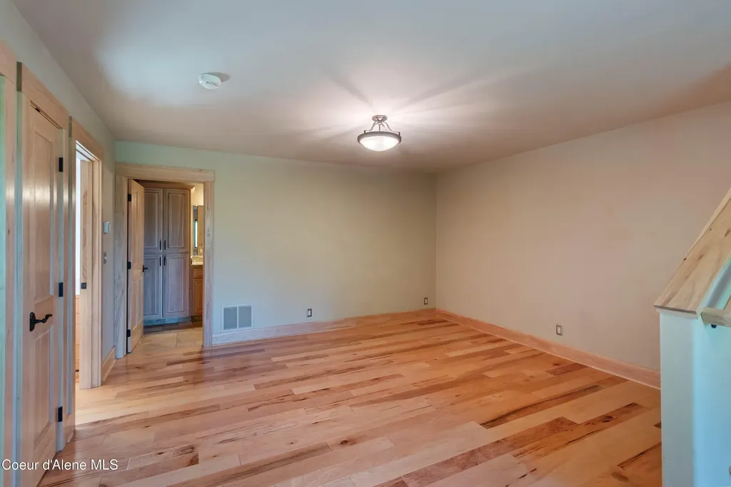 75 Buck Ridge Road Sagle ID 83860