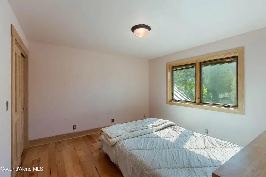 75 Buck Ridge Road Sagle ID 83860