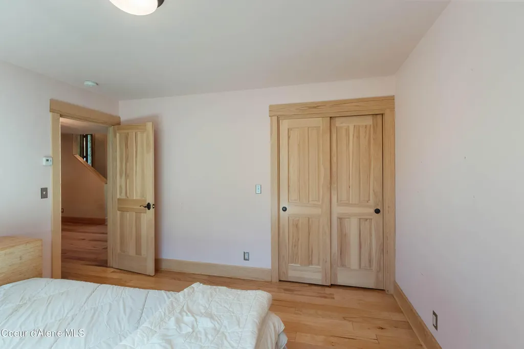 75 Buck Ridge Road Sagle ID 83860