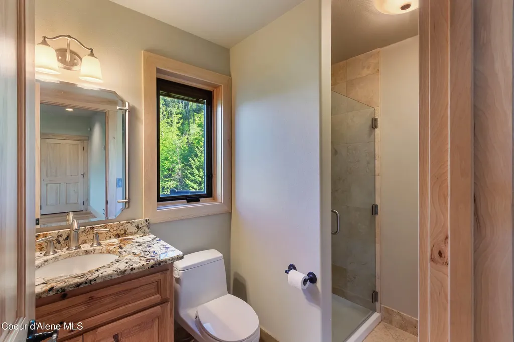 75 Buck Ridge Road Sagle ID 83860