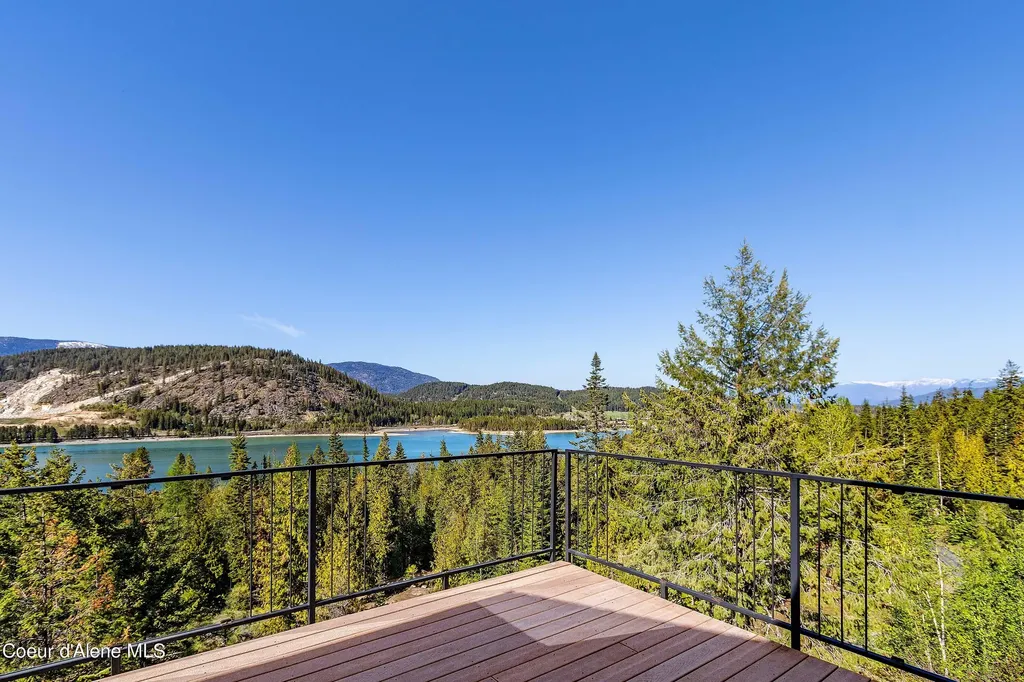 75 Buck Ridge Road Sagle ID 83860