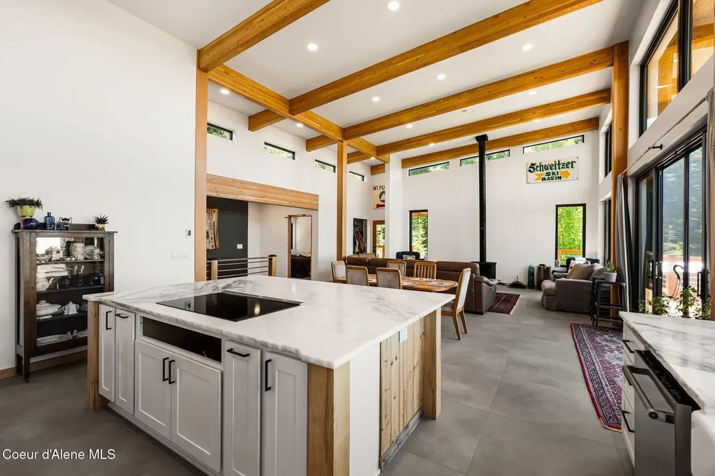 933 Rising Hawk Ridge Road Sandpoint ID 83864