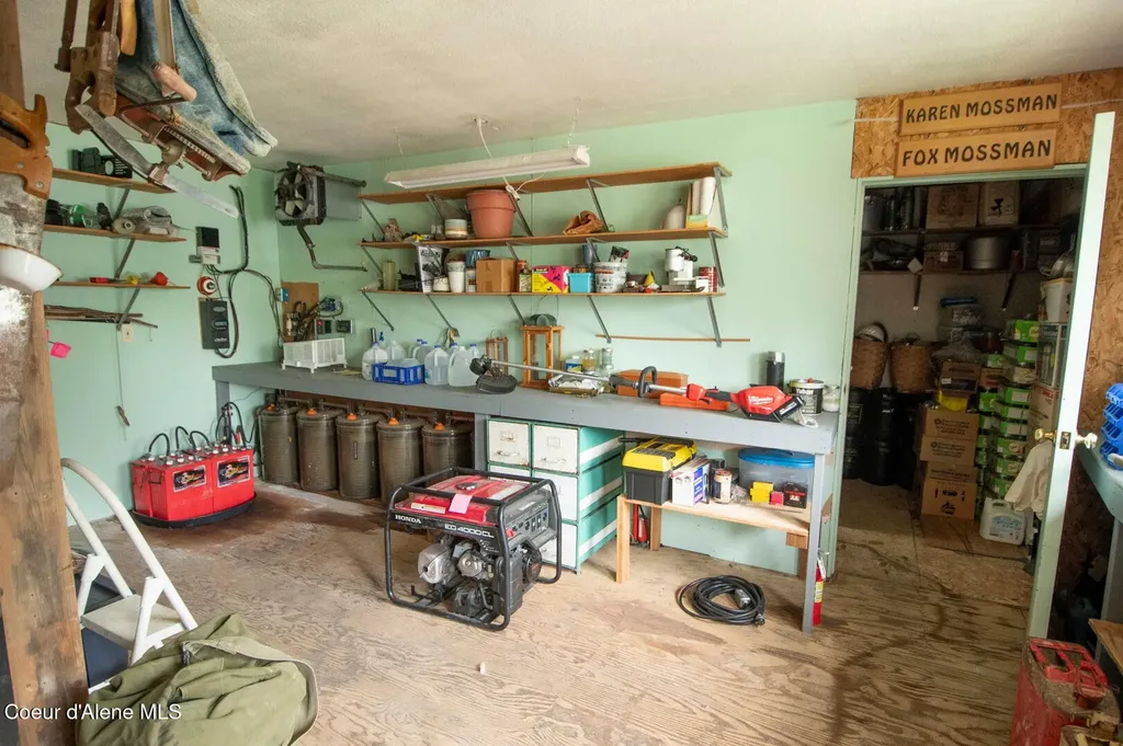 2884 Morris Road Naples ID 83847