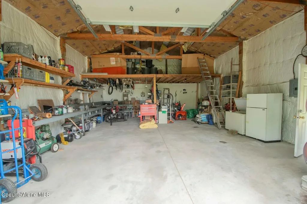 2884 Morris Road Naples ID 83847