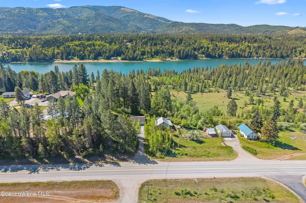 4450 Us-2 Priest River ID 83856