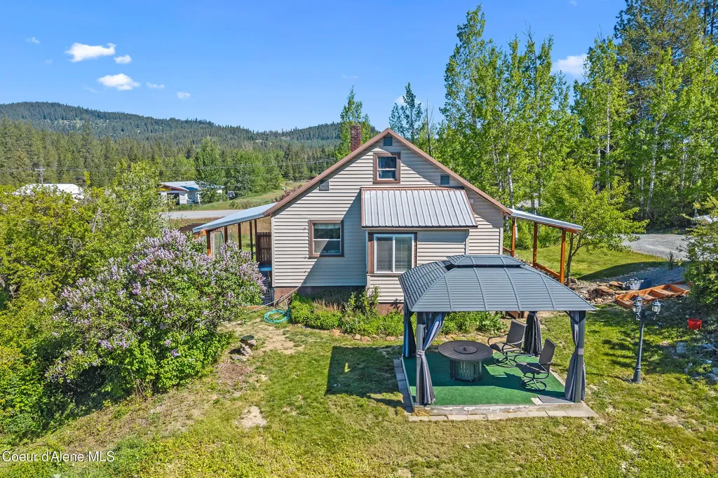 4450 Us-2 Priest River ID 83856