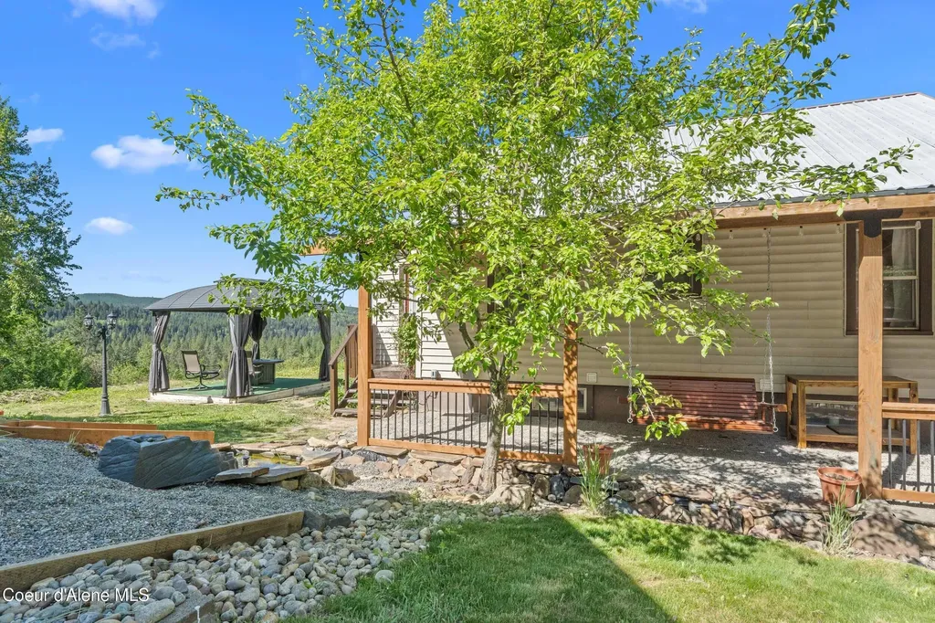 4450 Us-2 Priest River ID 83856