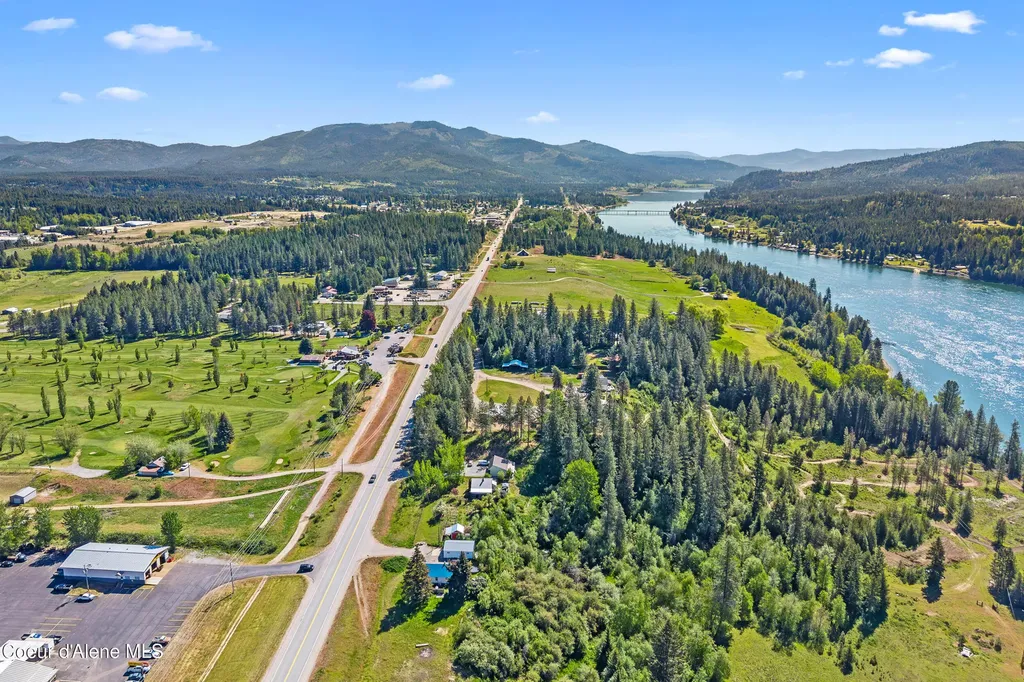 4450 Us-2 Priest River ID 83856