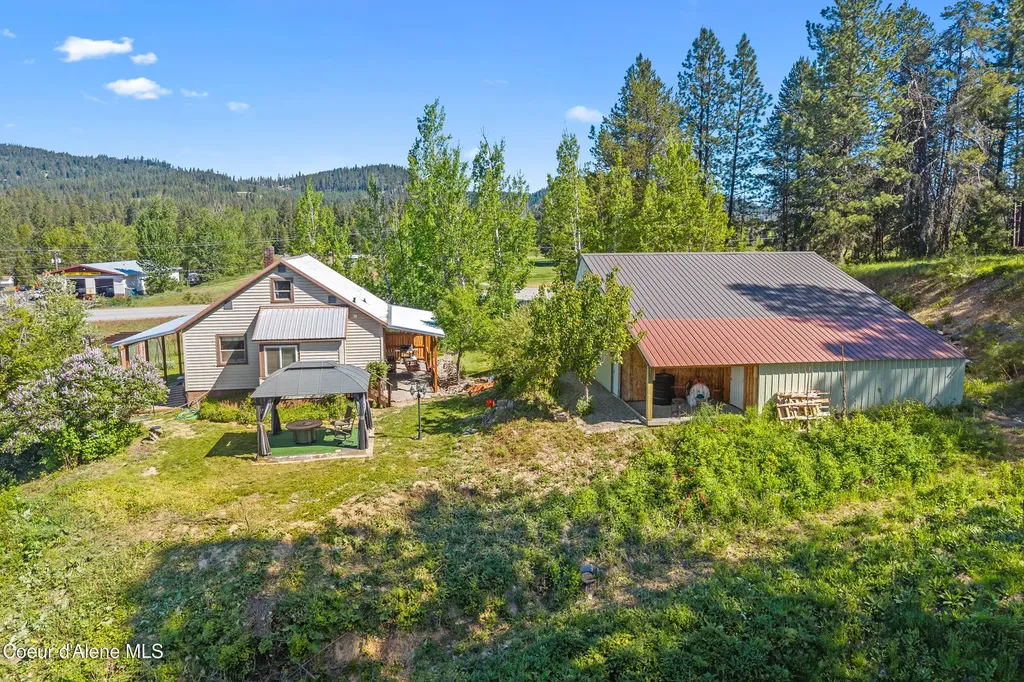 4450 Us-2 Priest River ID 83856