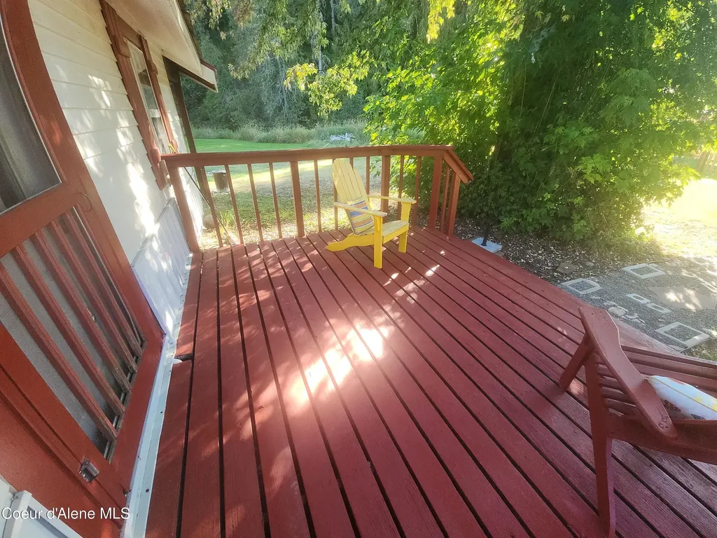 84 Highland Flats Road Naples ID 83847