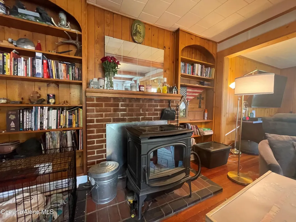 84 Highland Flats Road Naples ID 83847