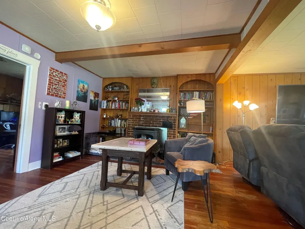 84 Highland Flats Road Naples ID 83847