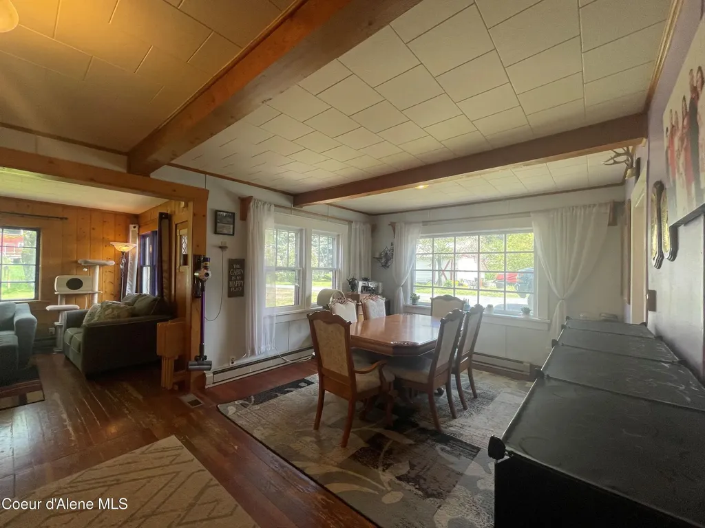 84 Highland Flats Road Naples ID 83847