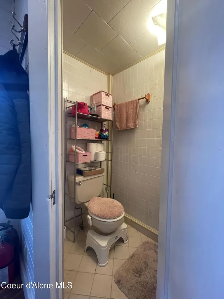 84 Highland Flats Road Naples ID 83847