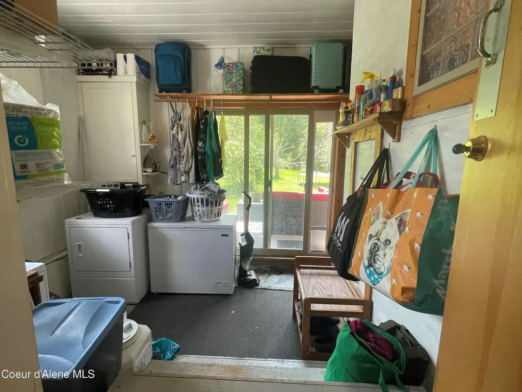 84 Highland Flats Road Naples ID 83847