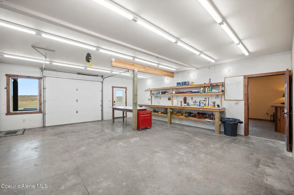 29701 Telford Road N Davenport WA 99122