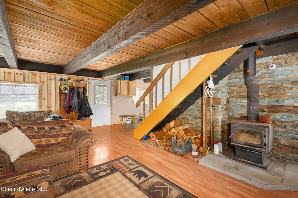 28076 Highway 57 Priest Lake ID 83856