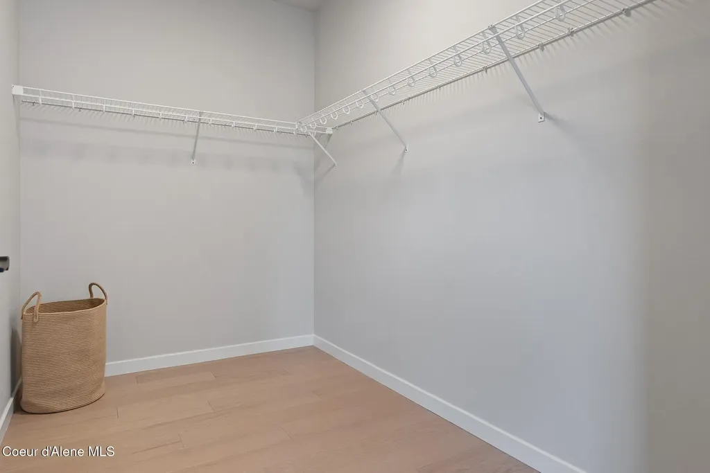 1033 E Railroad Avenue Post Falls ID 83854