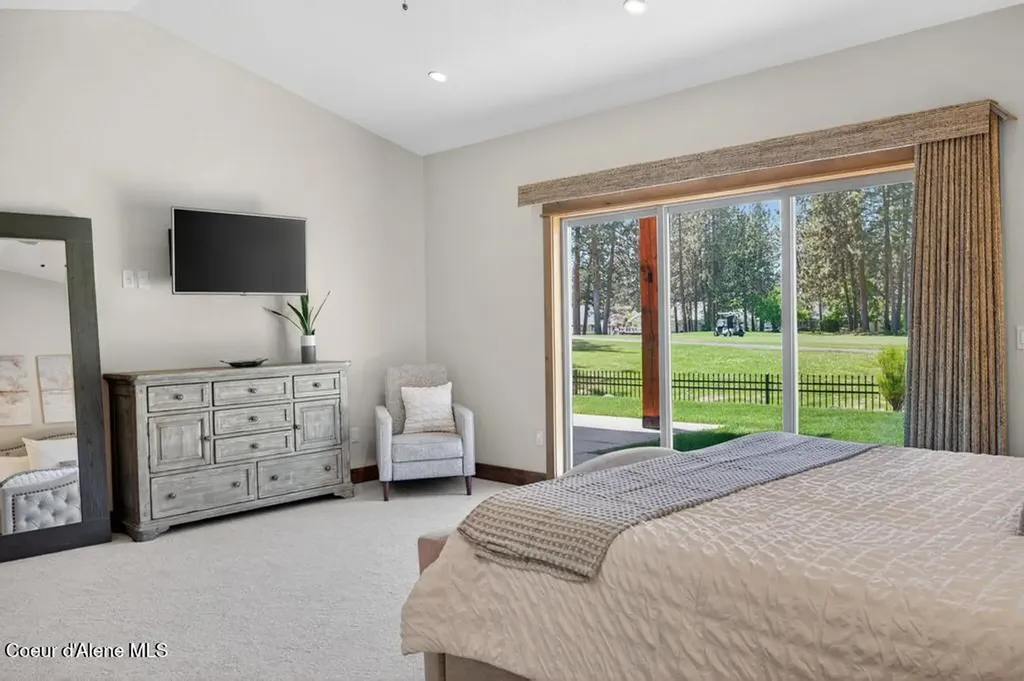 704 N Dundee Drive Post Falls ID 83854