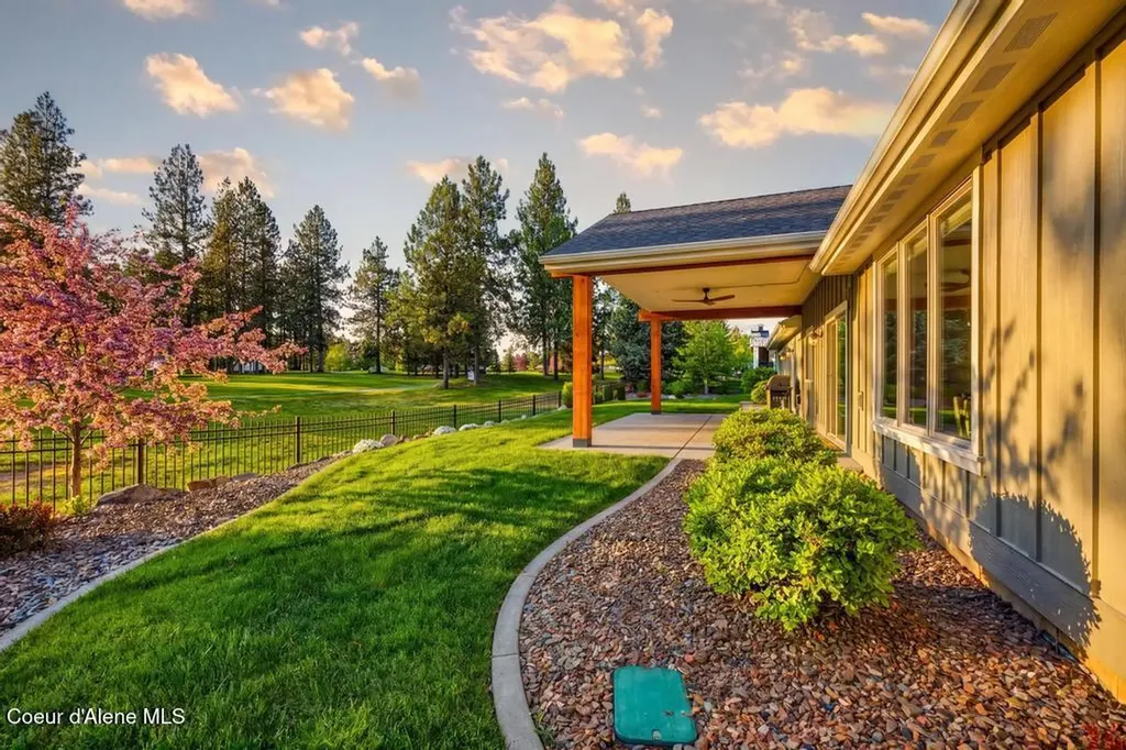 704 N Dundee Drive Post Falls ID 83854